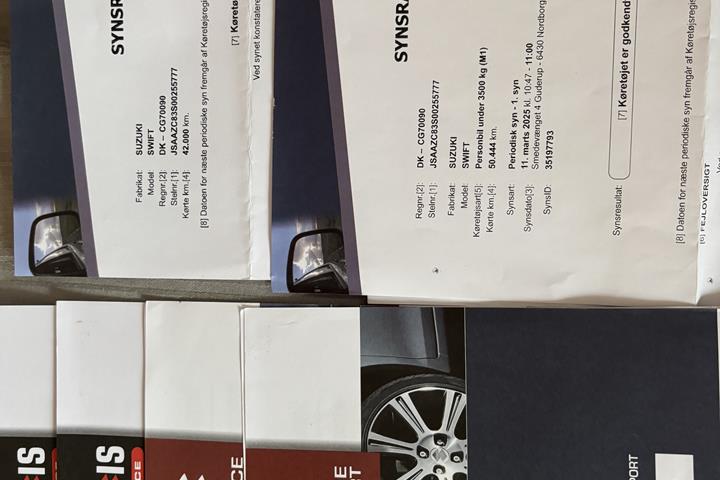 Rød Suzuki Swift fra 2019