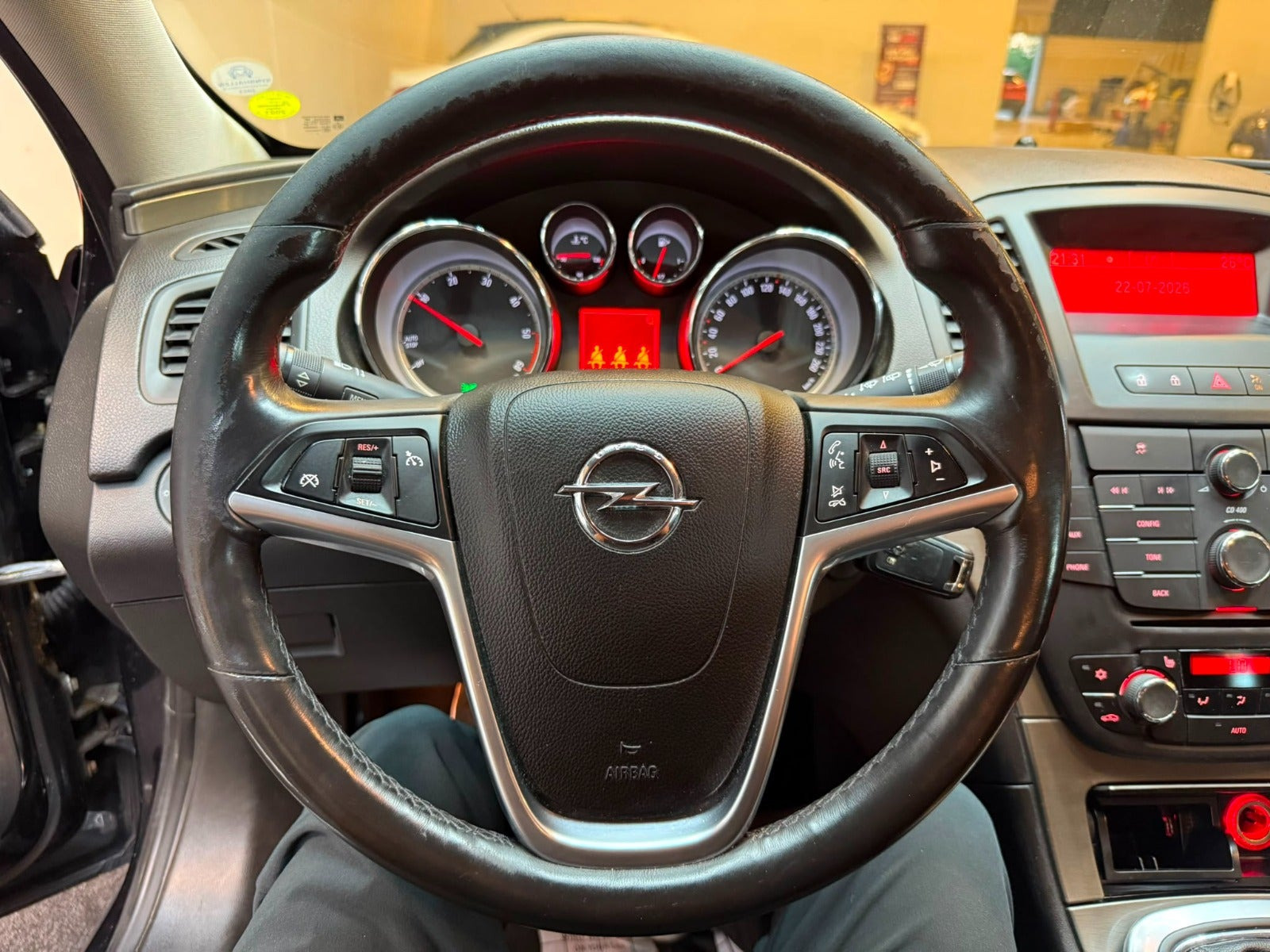 Sort Opel Insignia fra 2013
