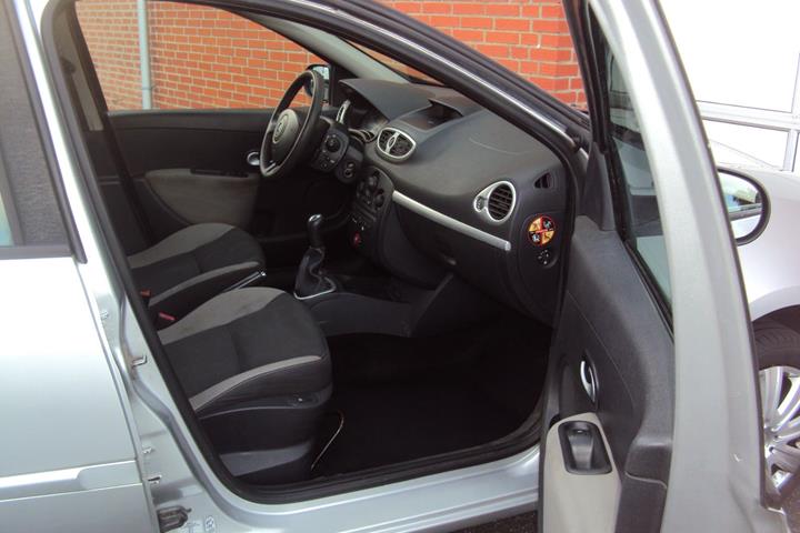 undefined Renault Clio III fra 2011