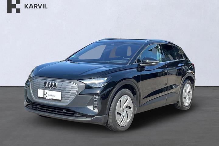 Sort Audi Q4 e-tron fra 2024 set udefra