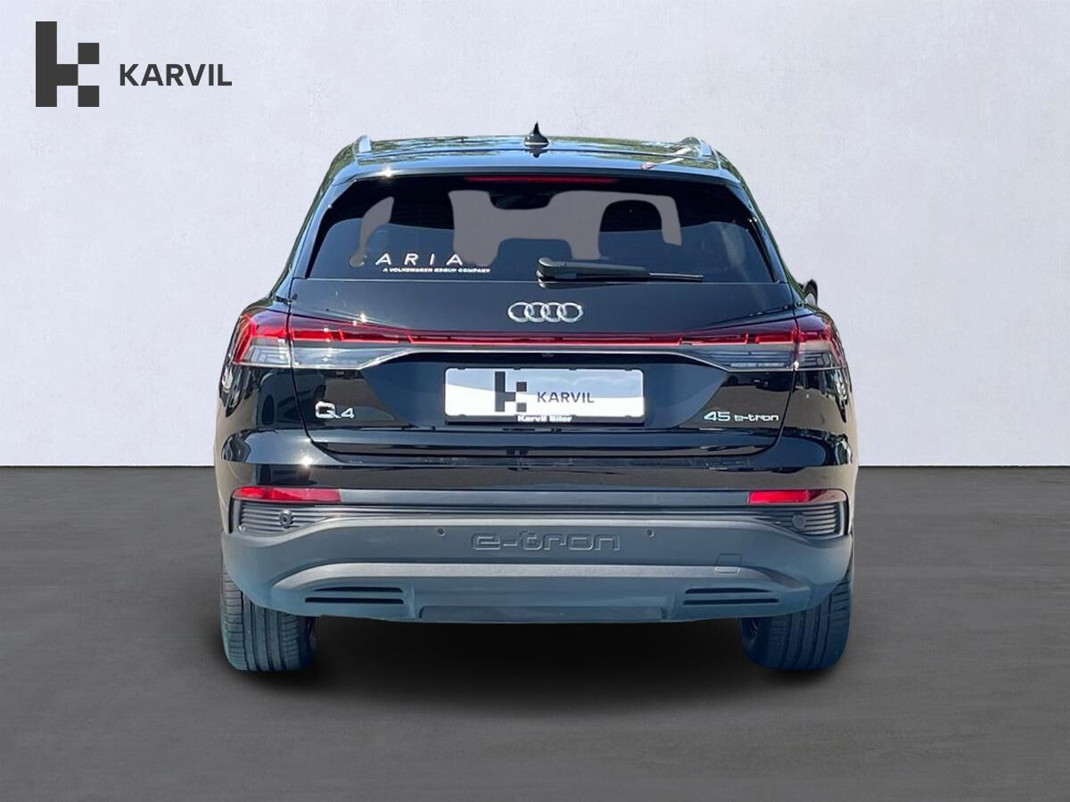 Sort Audi Q4 e-tron fra 2024