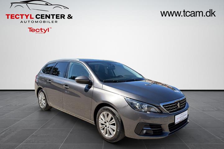 Grå Peugeot 308 fra 2018