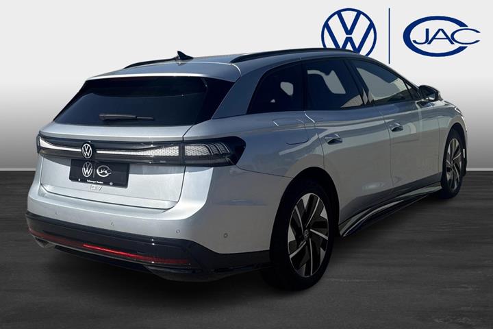Sølv VW ID.7 fra 2025