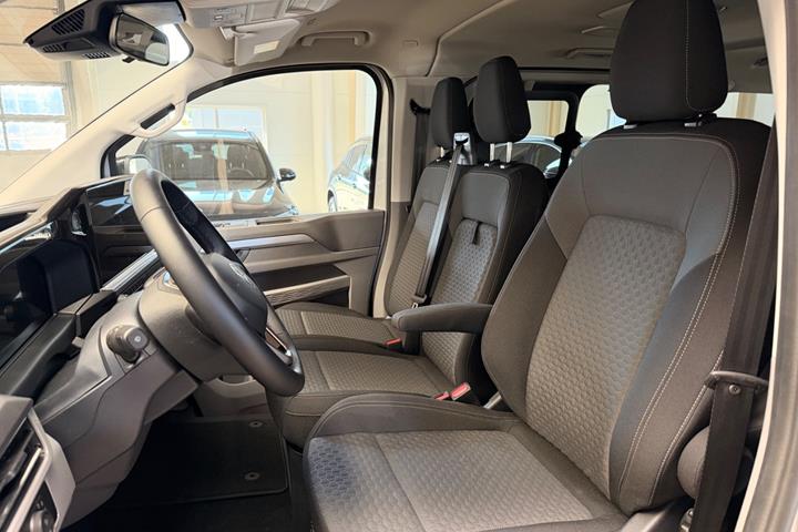 Grå VW e-Caravelle fra 2026