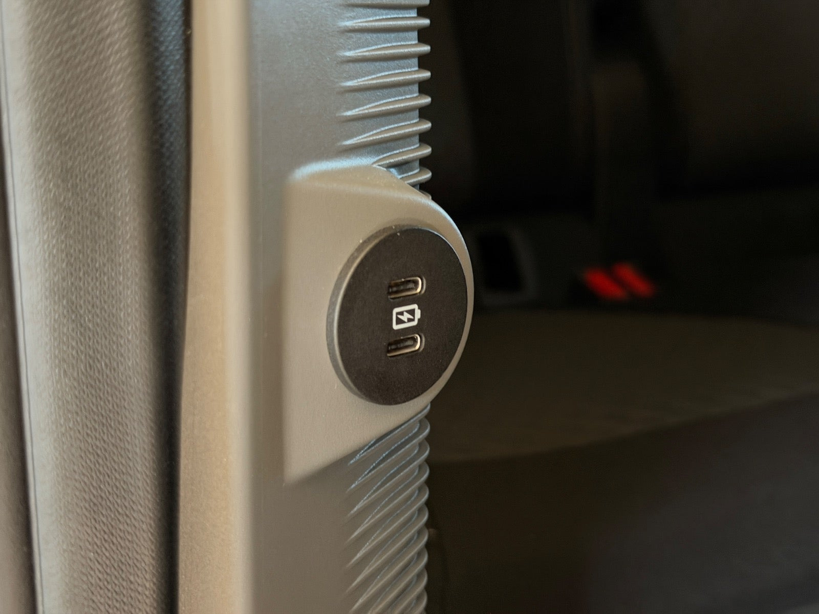 Grå VW e-Caravelle fra 2026