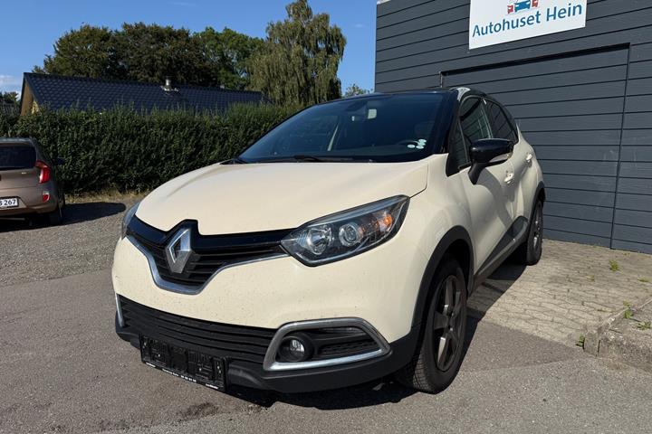 Beige Renault Captur fra 2016