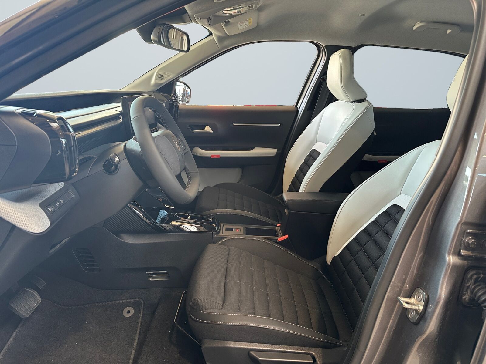 Grå Citroën e-C3 Aircross fra 2025