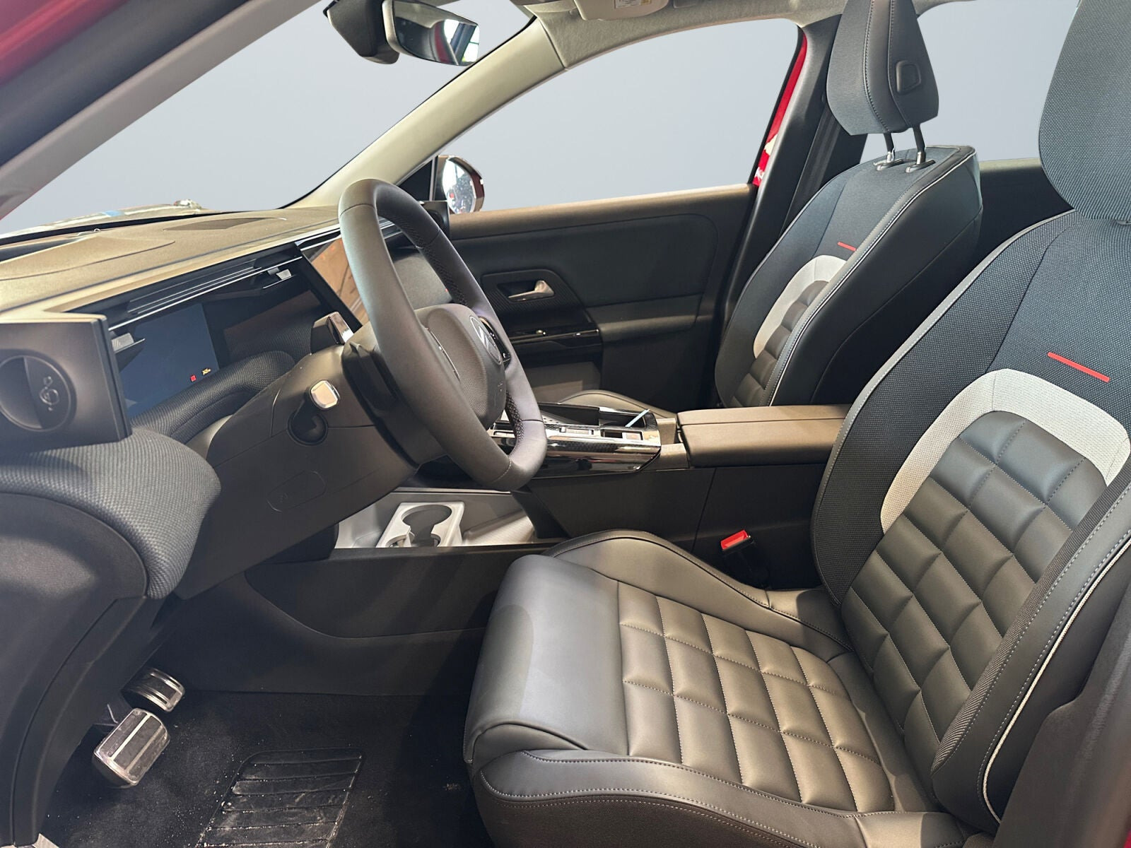 Rød Citroën ë-C5 Aircross fra 2026