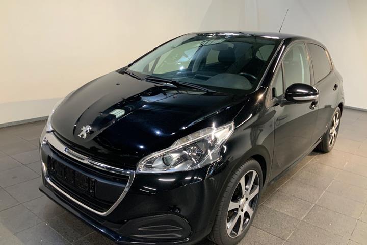 Sort Peugeot 208 fra 2018 set udefra