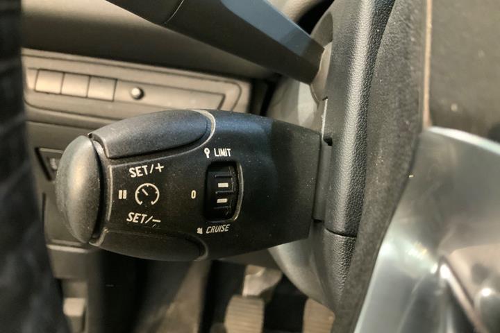 Sort Peugeot 208 fra 2018