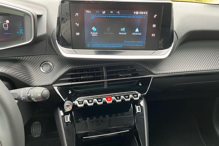 Grå Peugeot 208 fra 2023