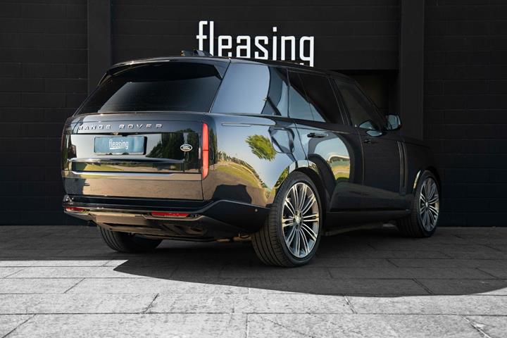 Sort Land Rover Range Rover fra 2023