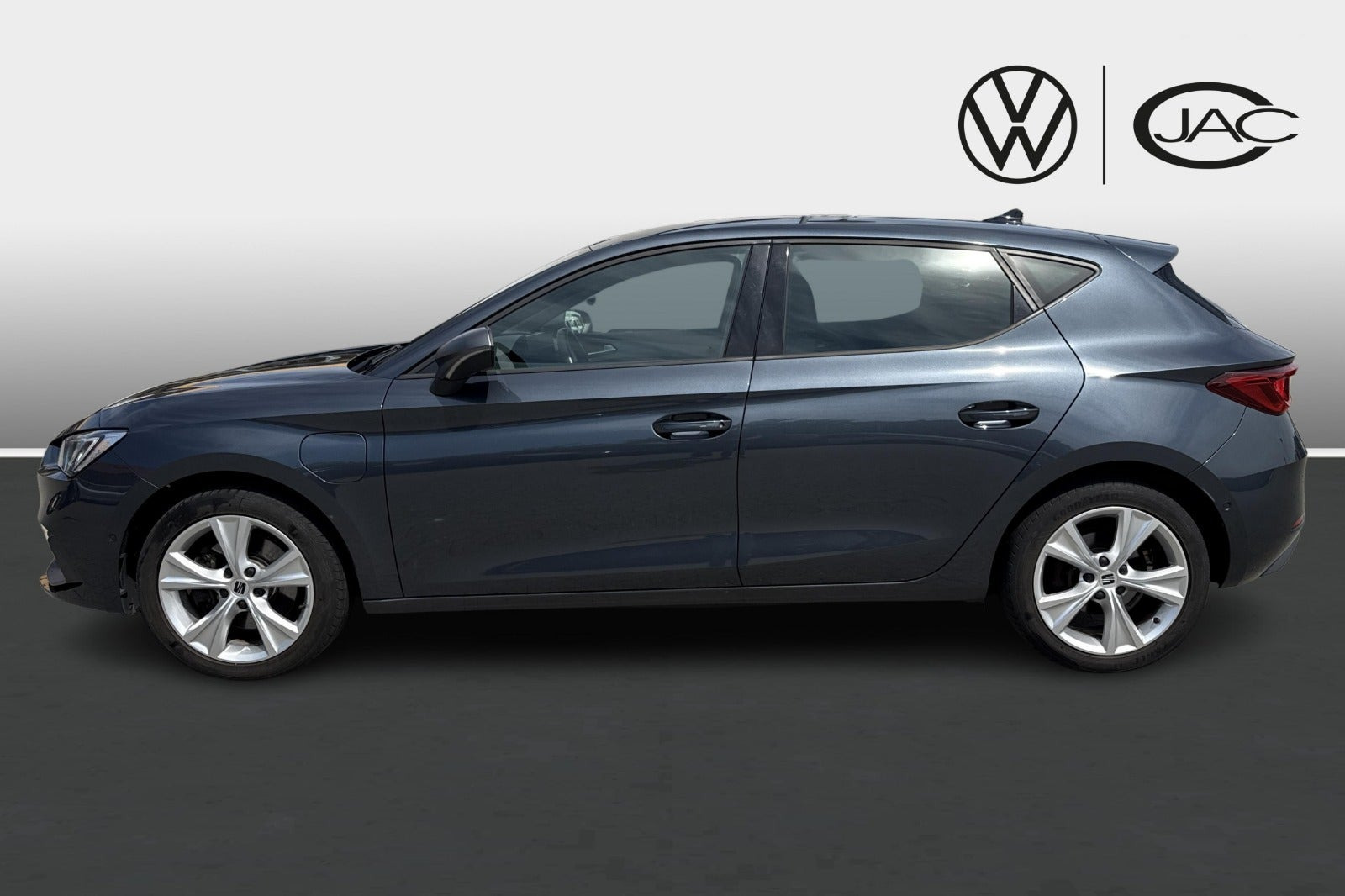 Grå Seat Leon fra 2021