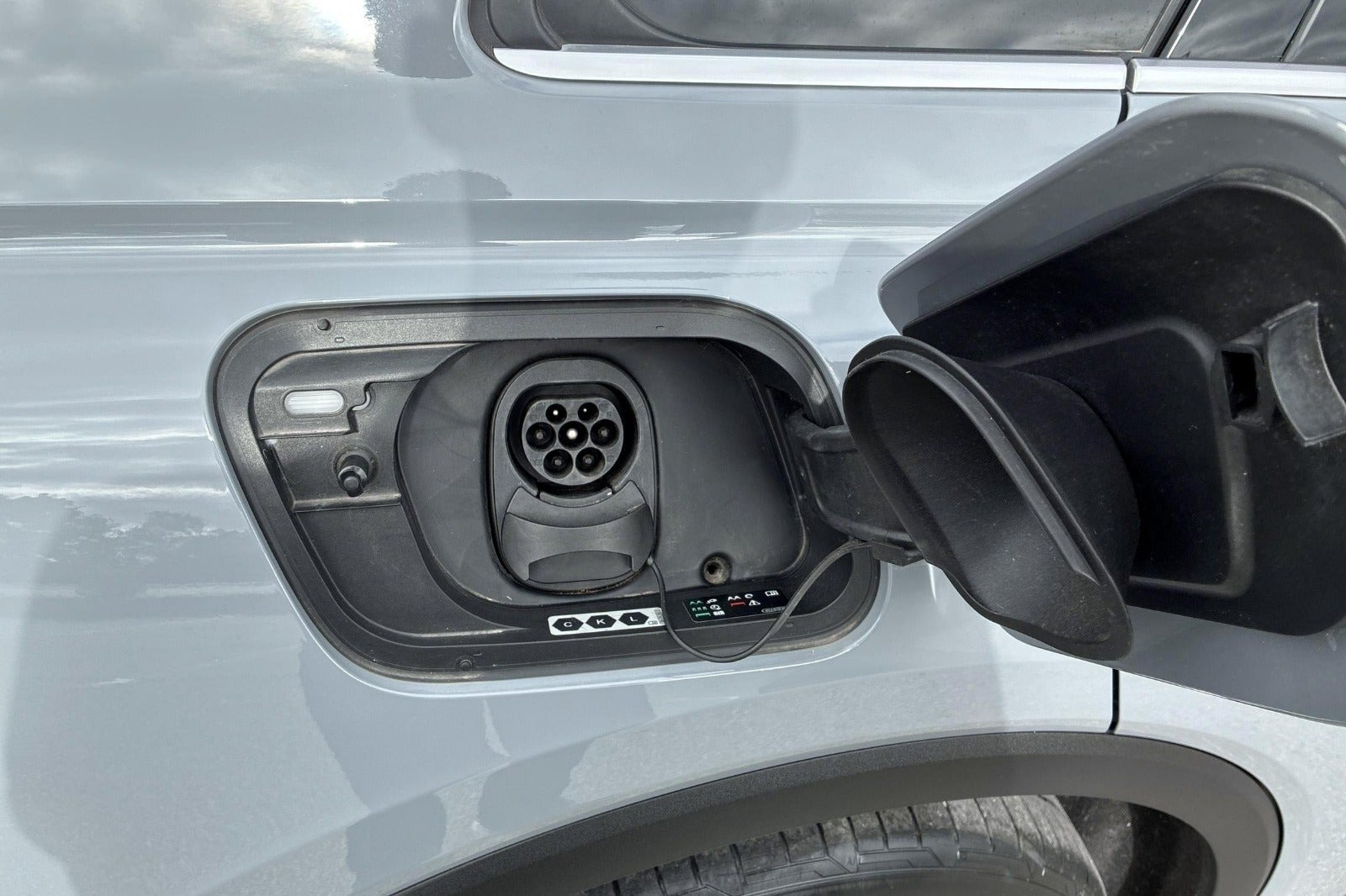 Grå Audi Q4 e-tron fra 2022