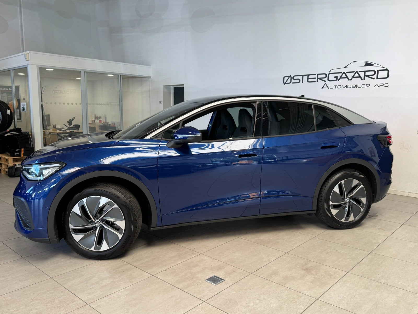 Blå VW ID.5 fra 2025