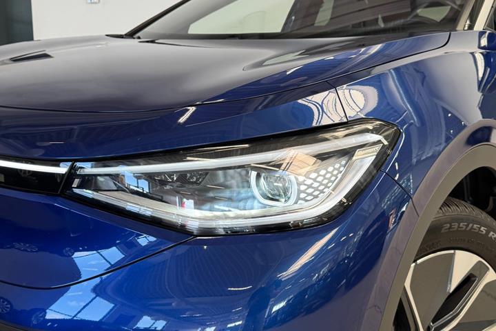 Blå VW ID.5 fra 2025