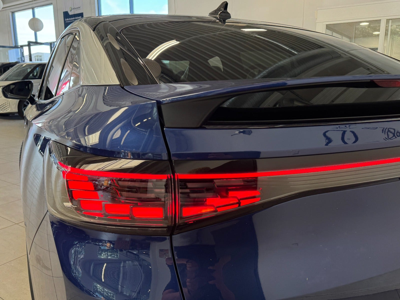 Blå VW ID.5 fra 2025
