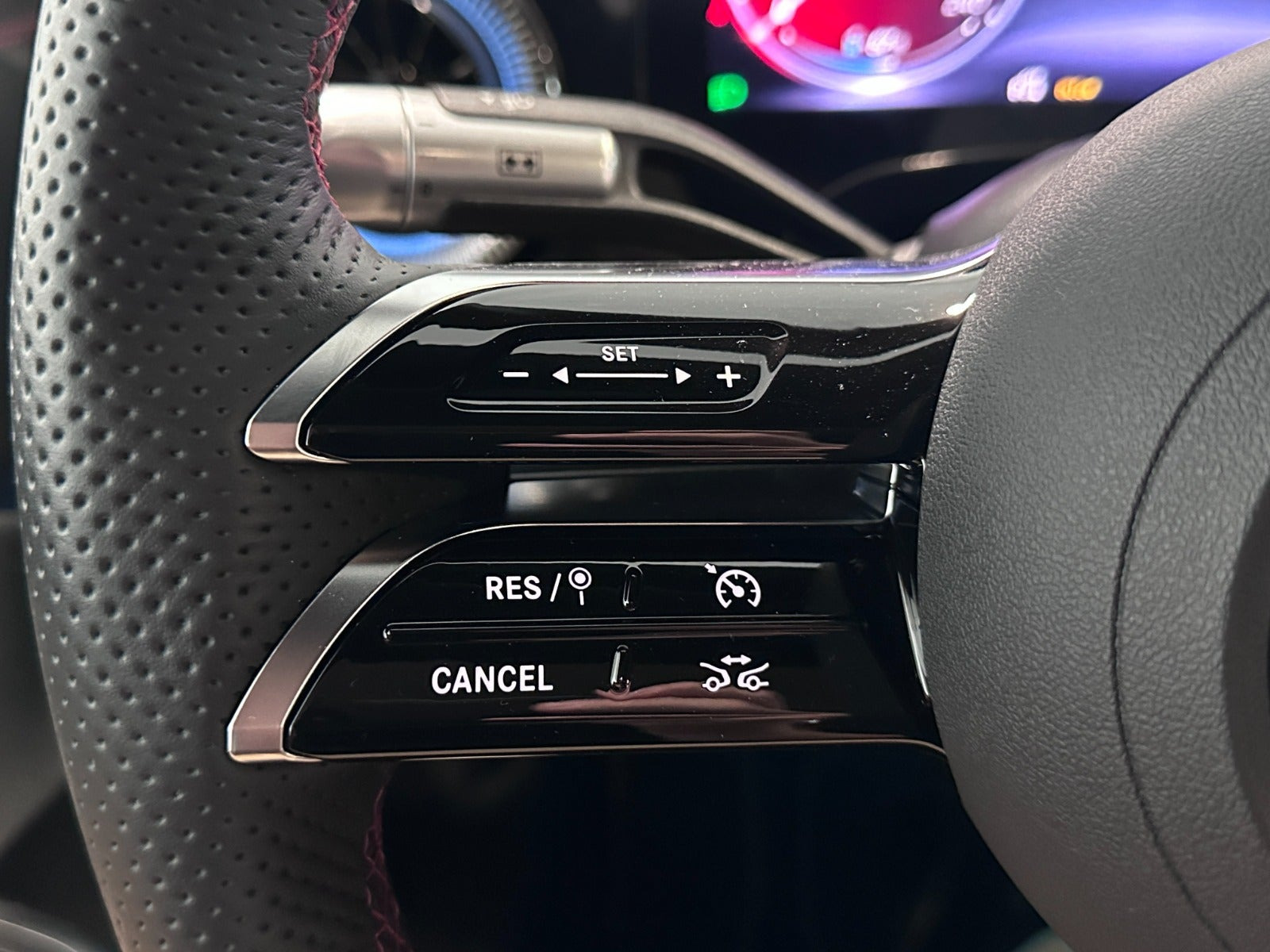 Sort Mercedes CLA250+ fra 2025