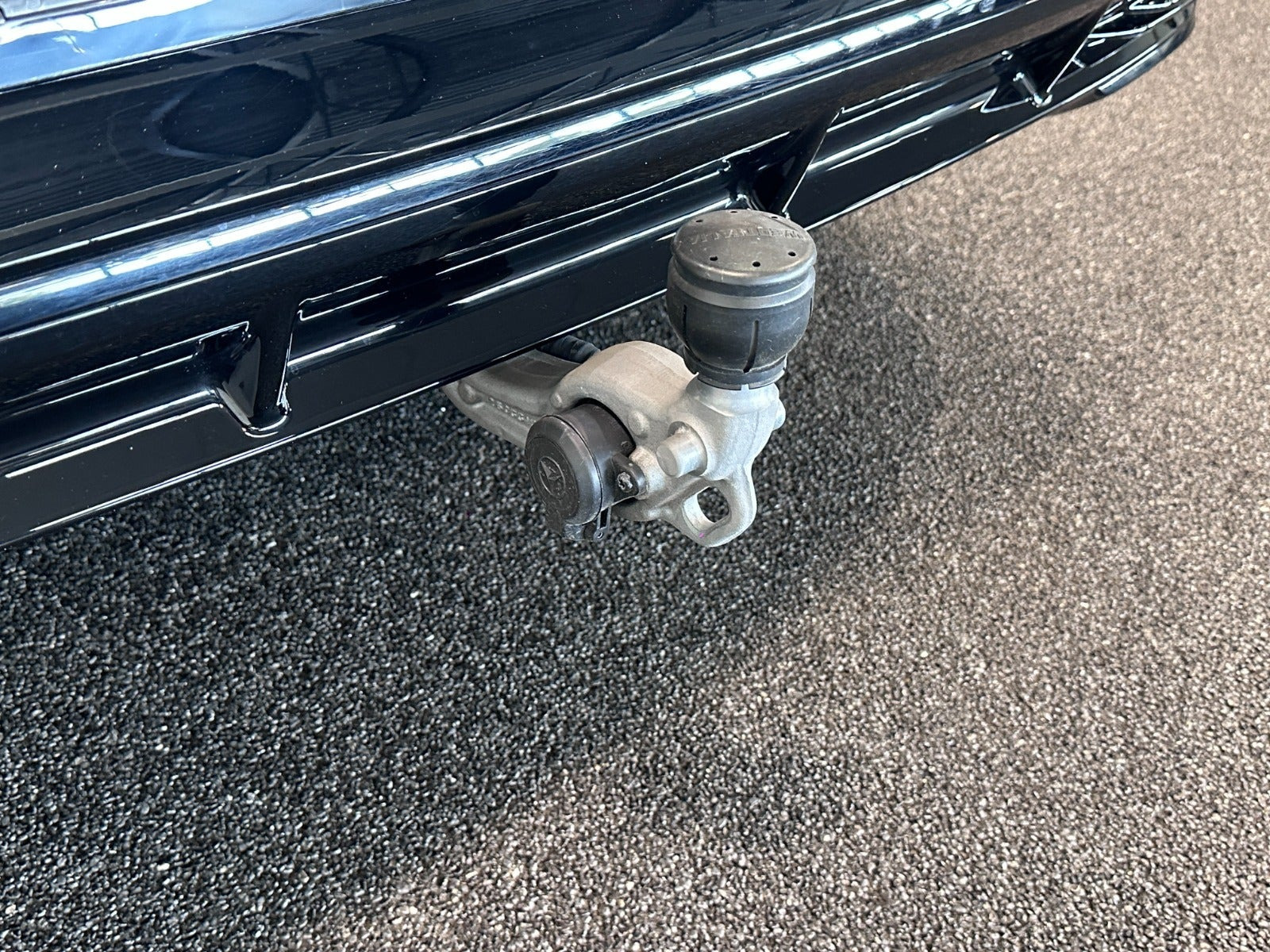 Sort Mercedes CLA250+ fra 2025