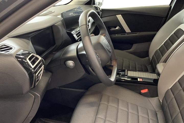 Grå Citroën ë-C4 X fra 2025