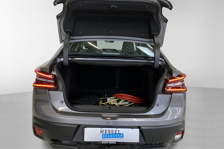 Grå Citroën ë-C4 X fra 2025