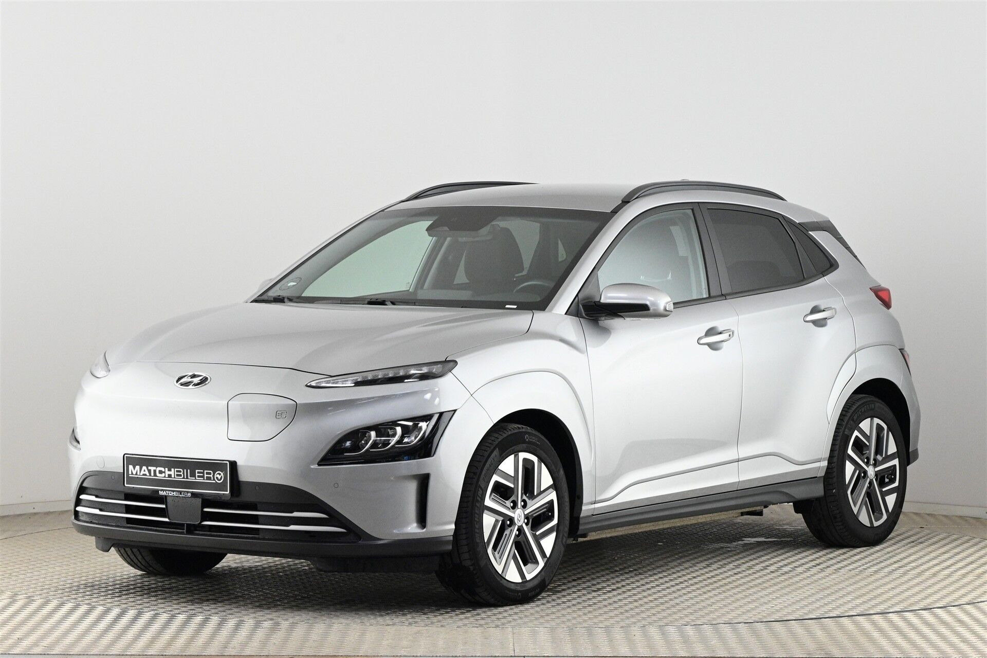 Sølv Hyundai Kona fra 2022