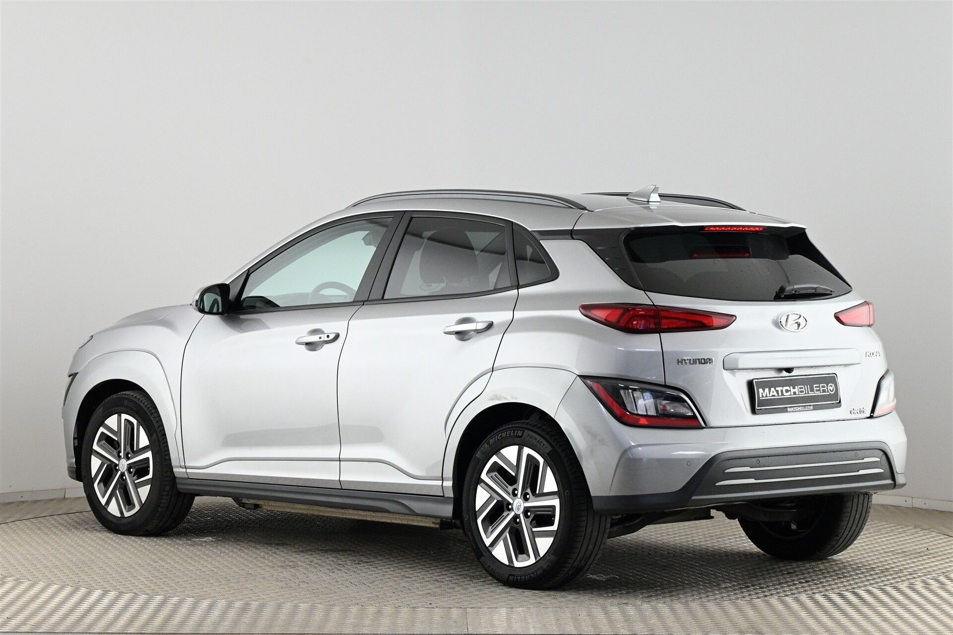 Sølv Hyundai Kona fra 2022