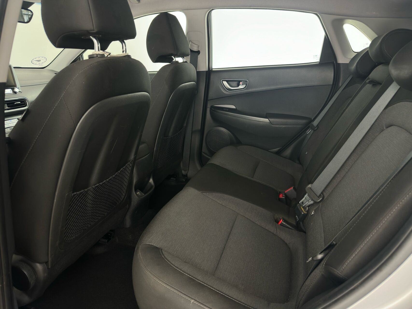 Sølv Hyundai Kona fra 2022