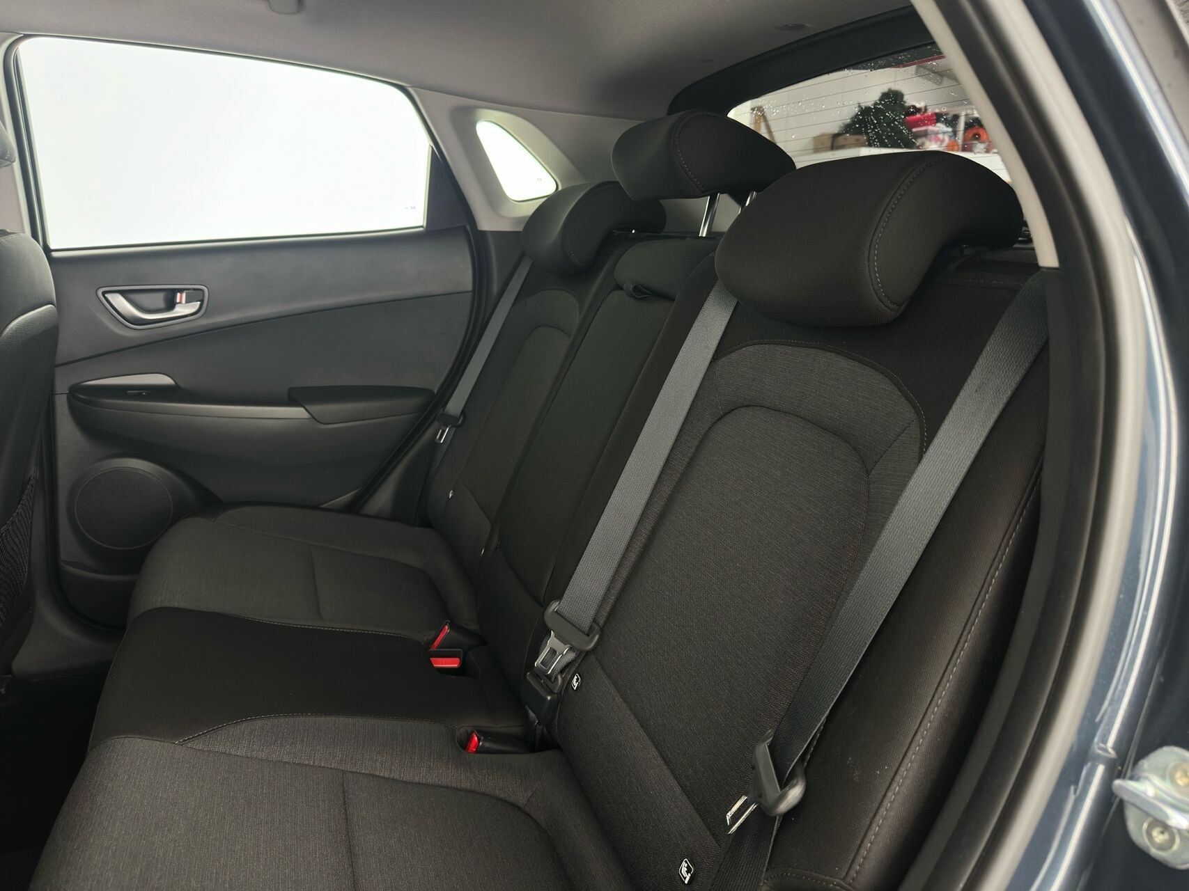 Turquoise Hyundai Kona fra 2022