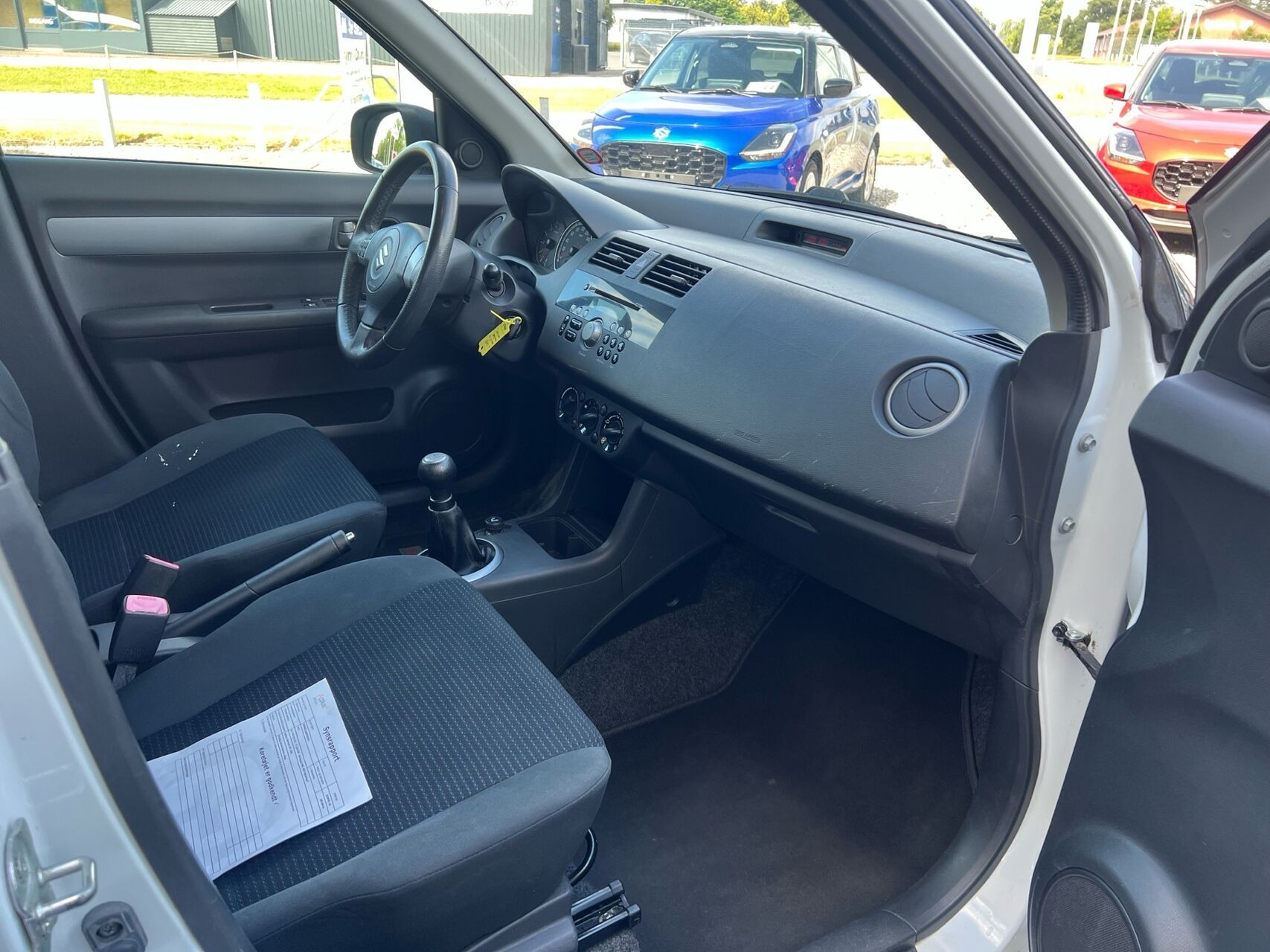 Hvid Suzuki Swift fra 2009