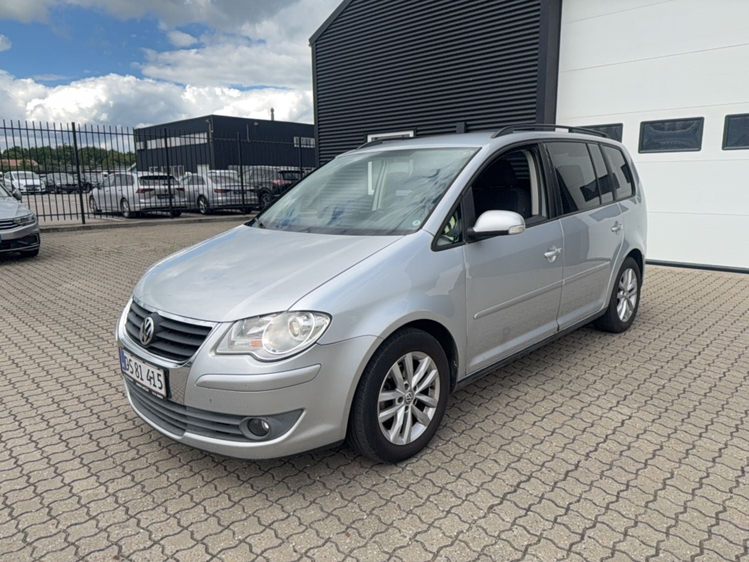 VW Touran 2,0 TDi 140 Highline DSG 7prs
