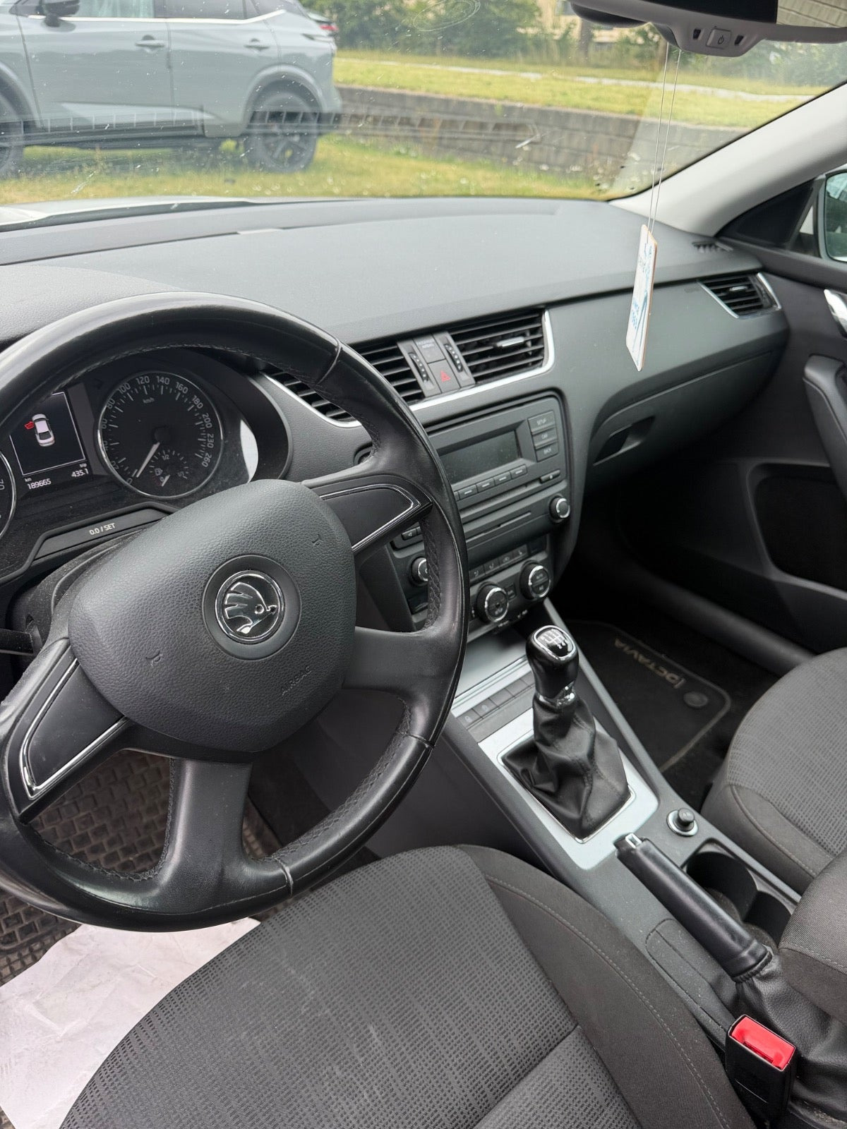 Hvid Skoda Octavia fra 2013
