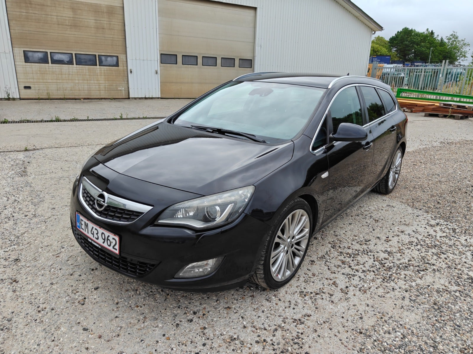 undefined Opel Astra fra 2011