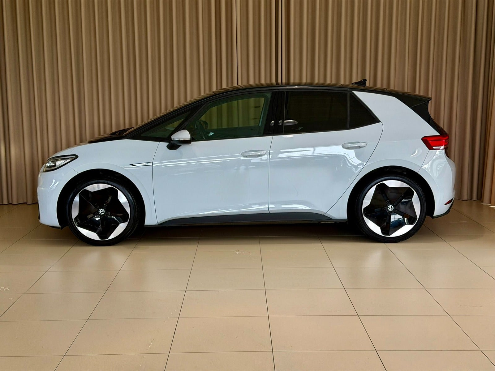 Hvid VW ID.3 fra 2021