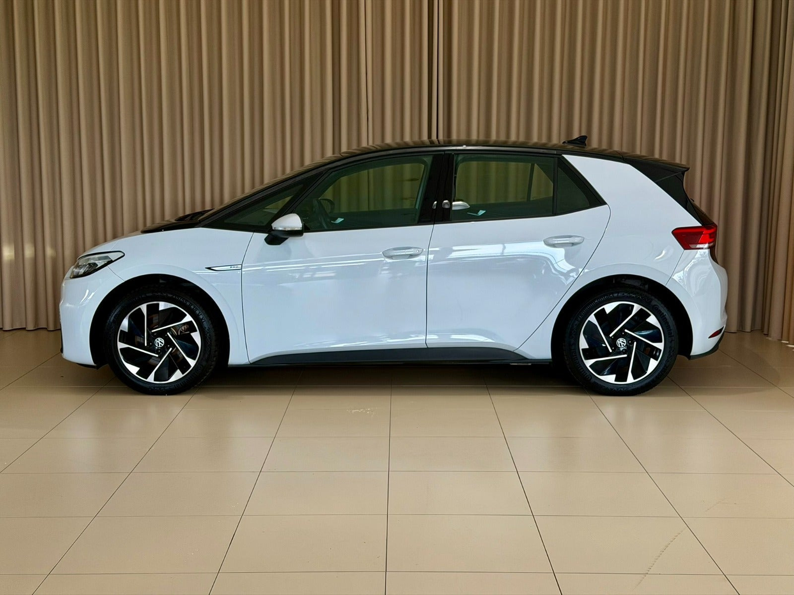 Hvid VW ID.3 fra 2023