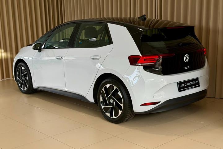 Hvid VW ID.3 fra 2023