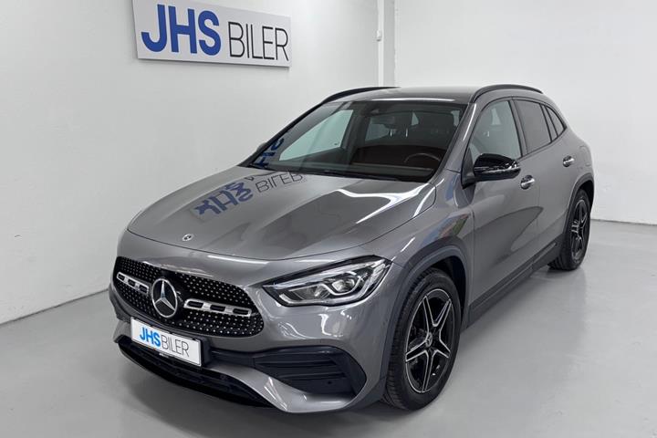 Grå Mercedes GLA200 d fra 2022