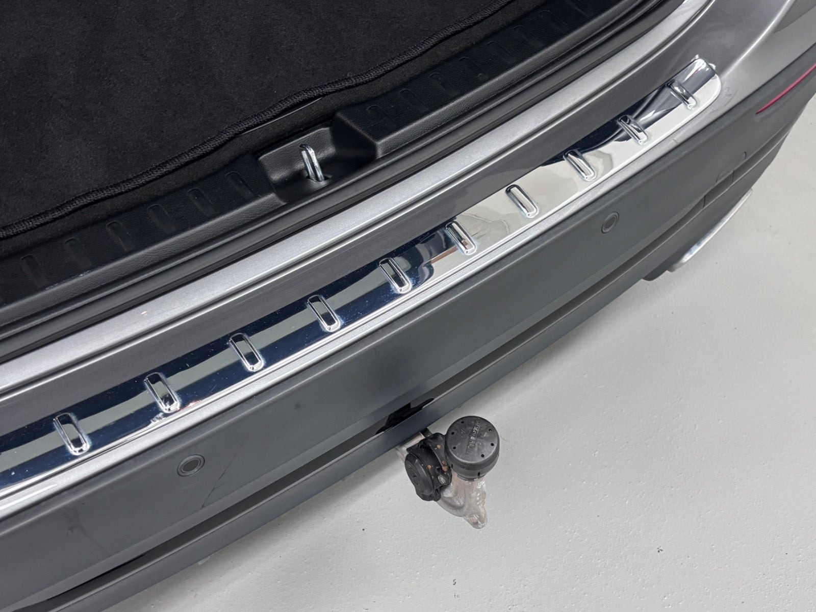 Grå Mercedes GLA200 d fra 2022