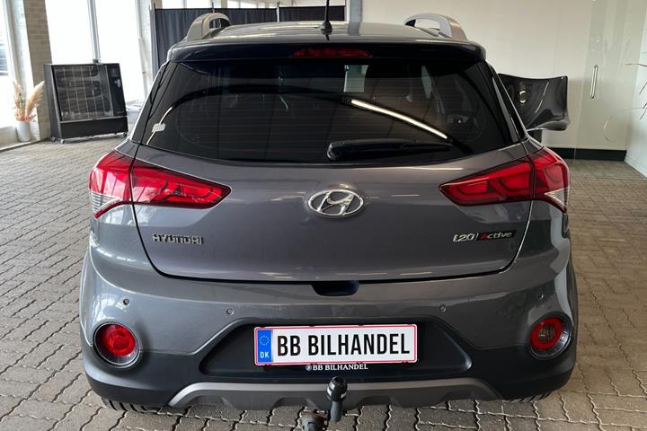 undefined Hyundai i20 Active Cross fra 2016