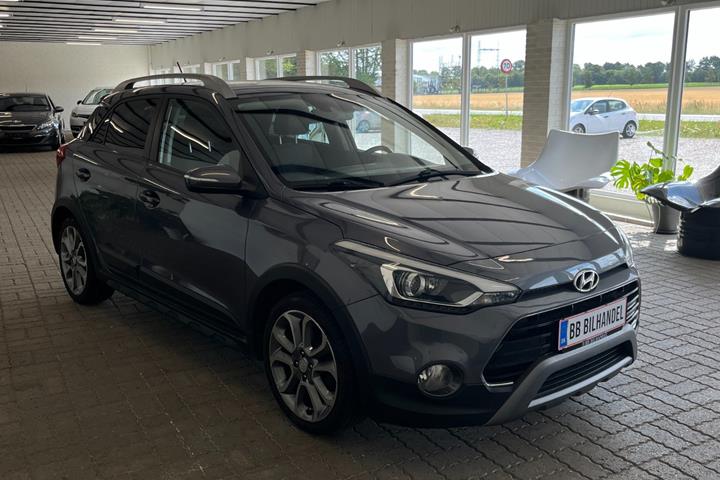 undefined Hyundai i20 Active Cross fra 2016