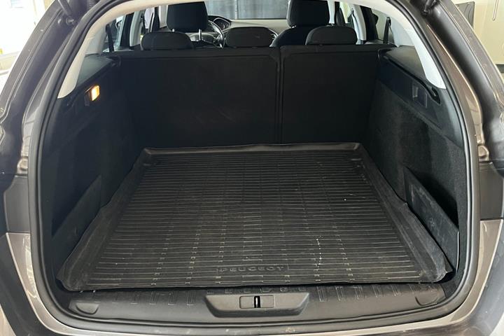 undefined Peugeot 308 fra 2016