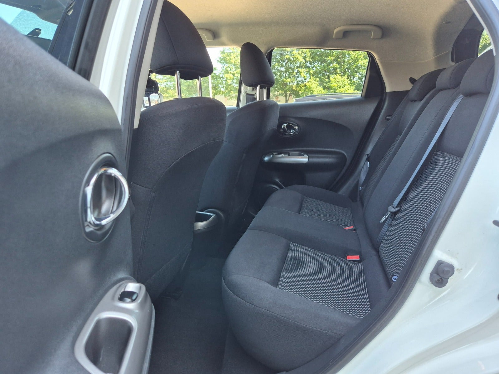 Grøn Nissan Juke fra 2014