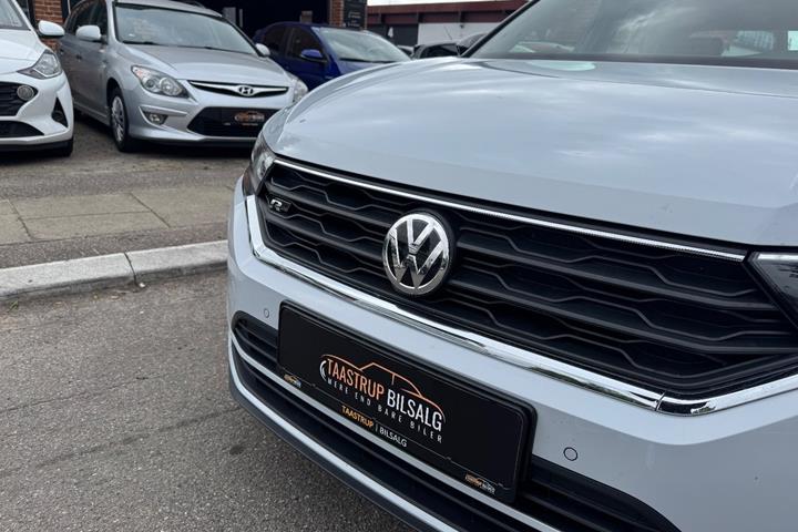 Sølv VW T-Roc fra 2018