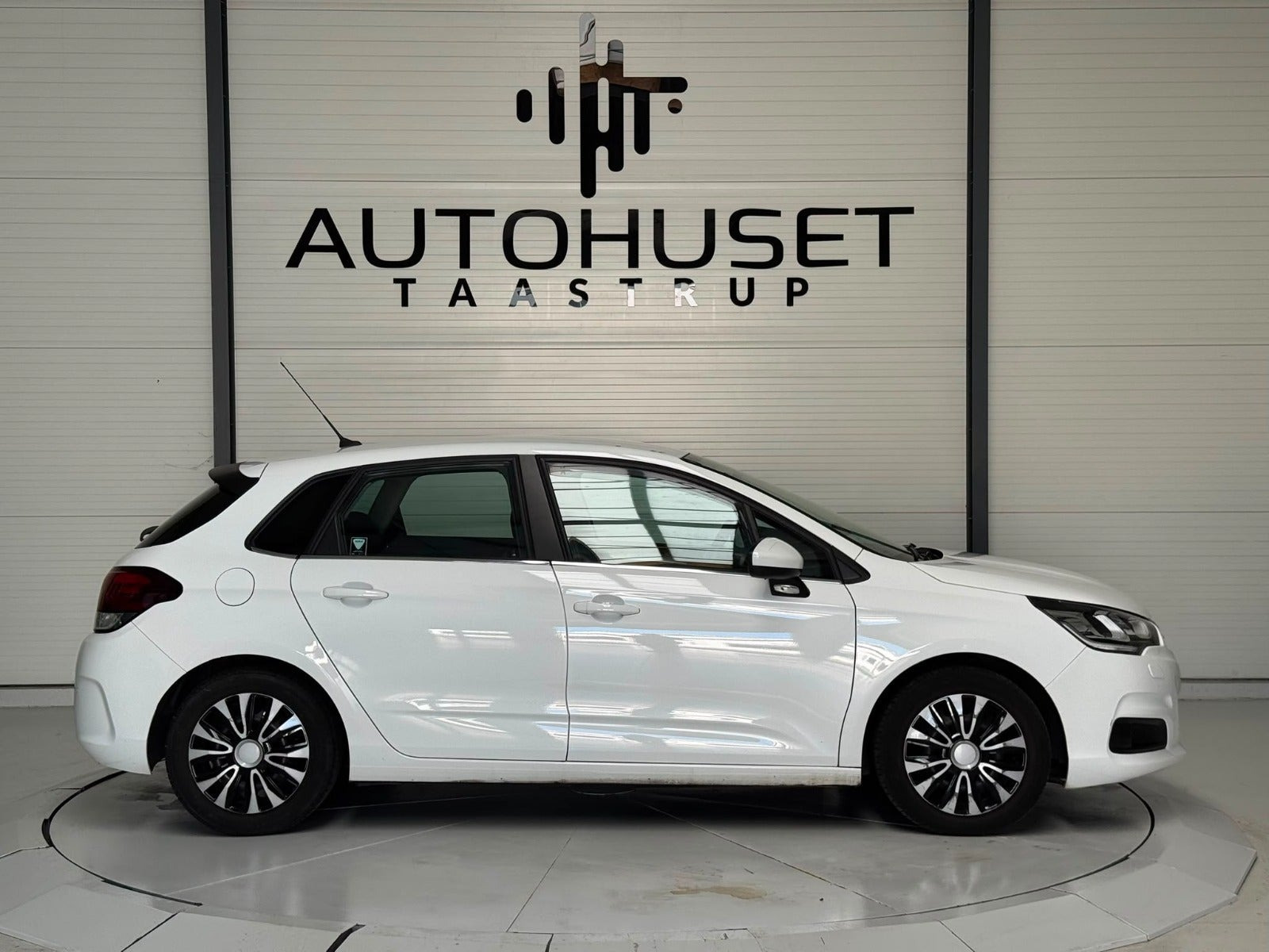 undefined Citroën C4 fra 2017