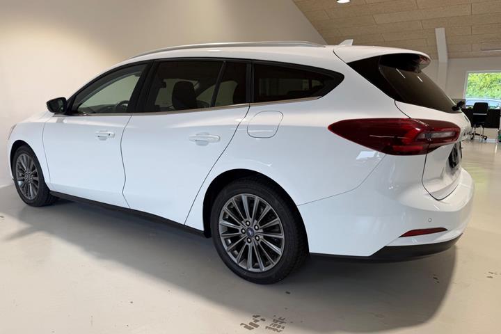 Hvid Ford Focus fra 2022