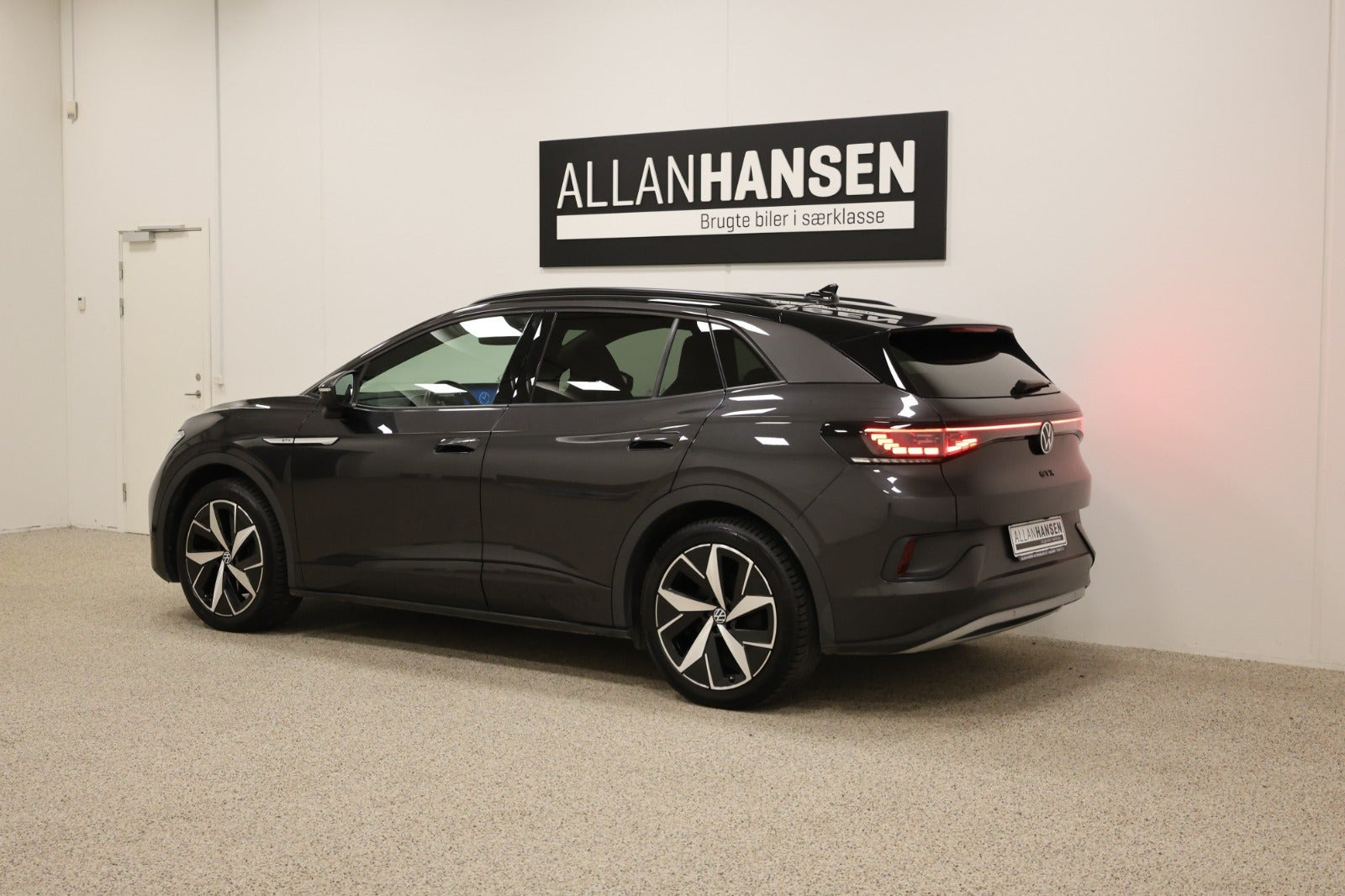 Grå VW ID.4 fra 2021