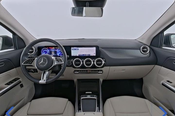 Sort Mercedes EQA250+ fra 2026