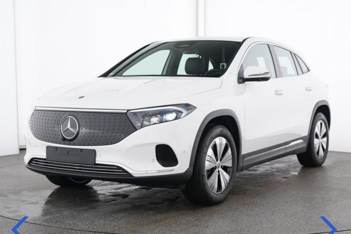 Hvid Mercedes EQA350 fra 2025