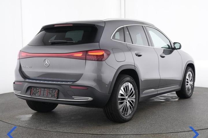 Grå Mercedes EQA250+ fra 2026