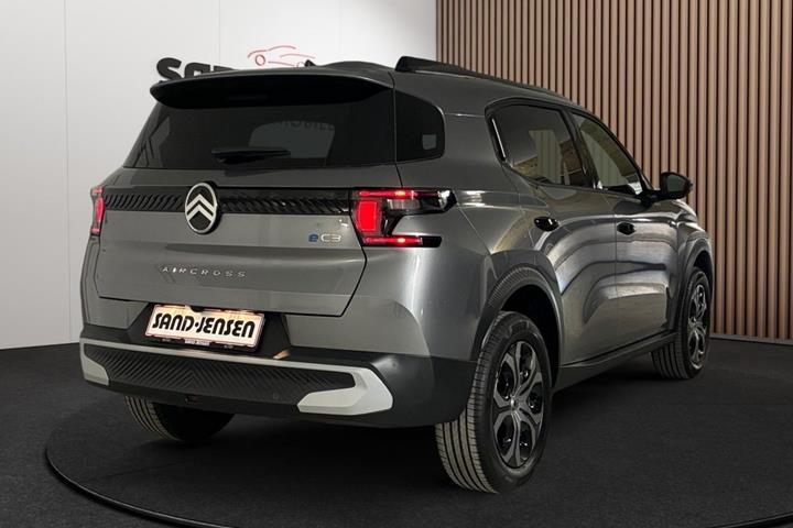 Grå Citroën e-C3 Aircross fra 2026